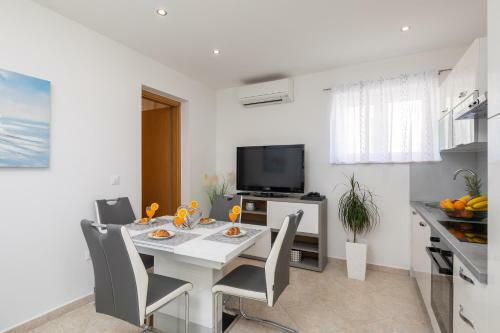 Fba Family Beach Apartments