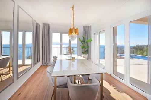 Villa Iva With Sea View And Pool