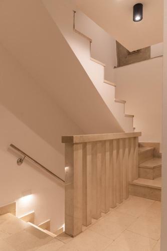Charming Stone Apartment With Jacuzzi In Center Of Omi?