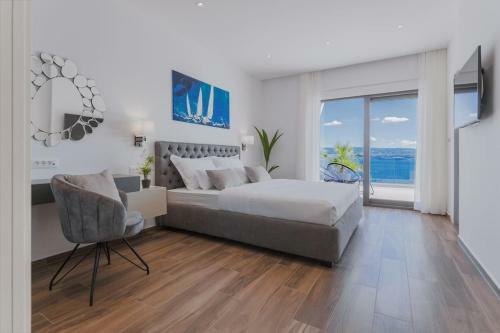 Luxurious Villa Ada; Hot Tub, Sauna, Gym, Pool