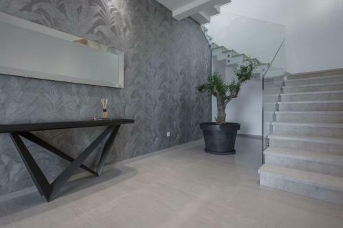 Luxurious Villa Ada; Hot Tub, Sauna, Gym, Pool
