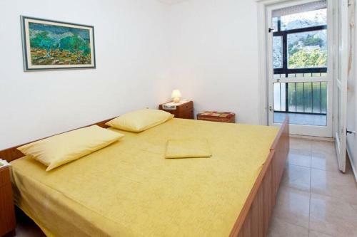Sara Apartment Punta Omis Near Sandy Beach
