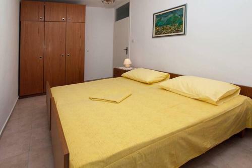 Sara Apartment Punta Omis Near Sandy Beach