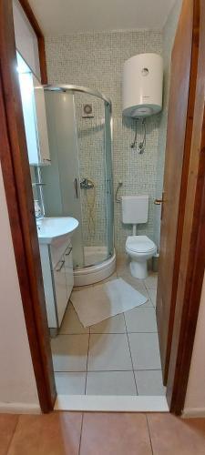 Apartments Jugo I Bura