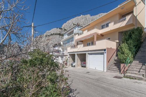 Apartment Sladana
