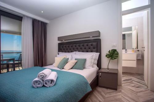 Luxury Villa Pocrnja -heated Pool, Sauna, Jacuzzi, Pool Table