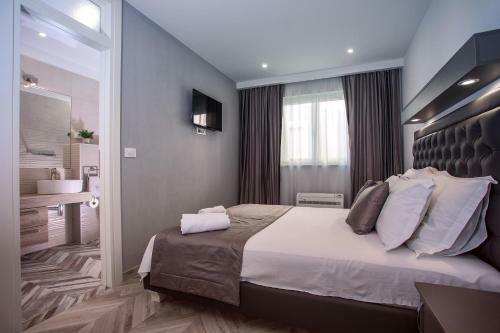 Luxury Villa Pocrnja -heated Pool, Sauna, Jacuzzi, Pool Table