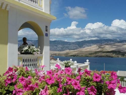 Apartamentos Villa Ana