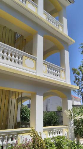 Apartamentos Villa Ana