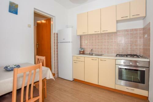 Apartments Ton?ica