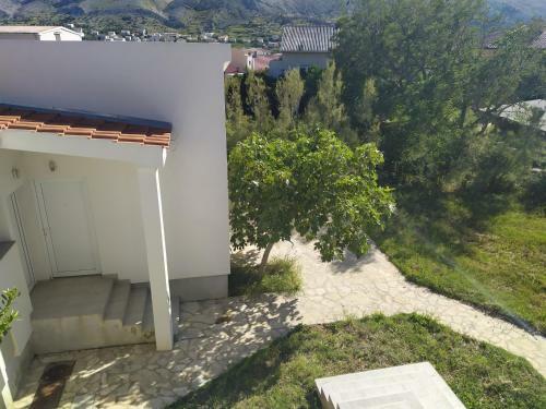 Holiday Home Pag (two Separate Apartments)