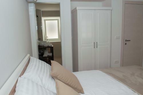 Bed & Breakfast Sobe Bile