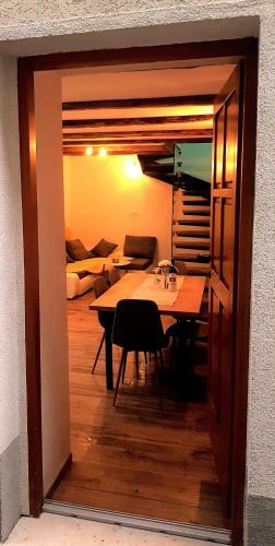 New Villa In Old Center - Pag