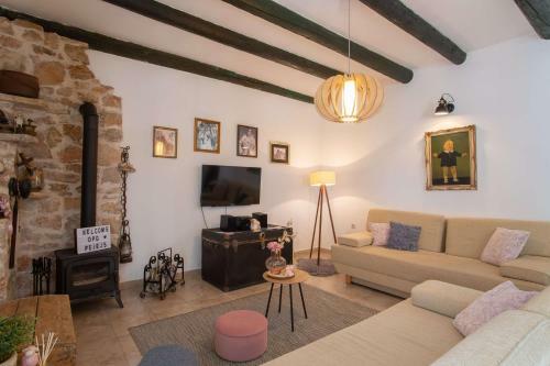 Opg Pelej? - Holiday House Powered By Solar Energy