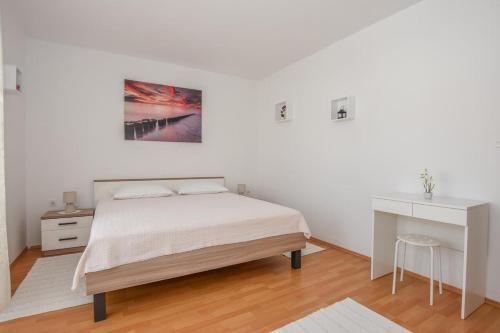 Apartments With A Parking Space Pag - 18848