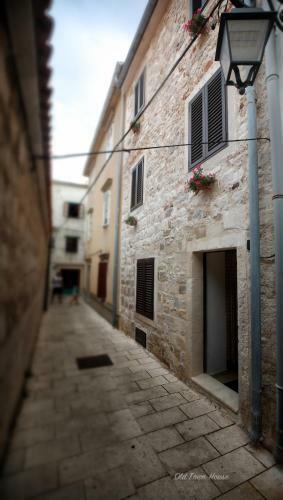Villa Old Town House