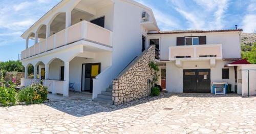 Apartment Plemi?