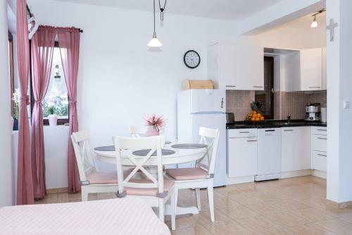 Villa Pag Dubrava Relax With Pool