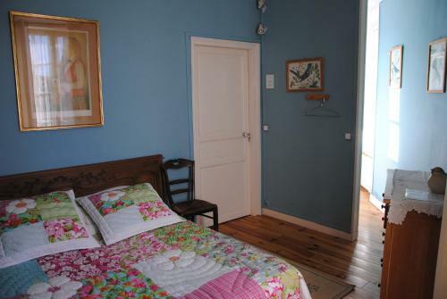 Hostal Chambres D'h�tes Chez Mounie