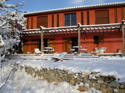 Hostal Maison Rouge