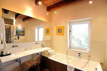 Hotel Tancat De Codorniu