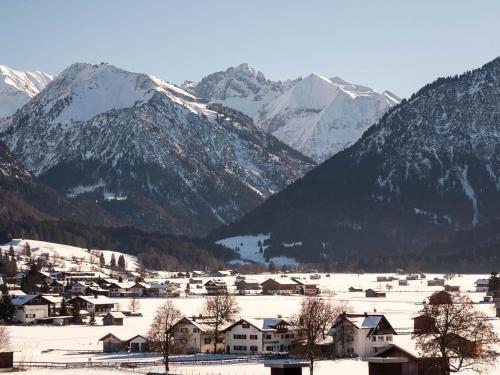 Delicious Apartment In Oberstdorf With A Balcony