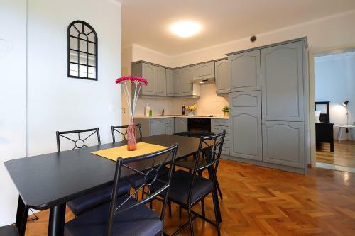 Papalinna Apartment