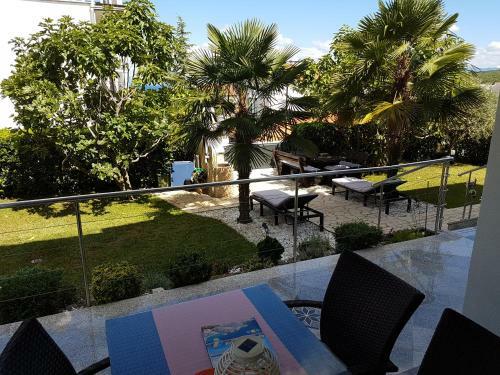 Villa Jeka - Apartmani Bari?i?, Malinska