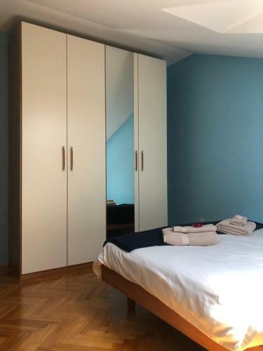 Apartment Alara With A Sea View
