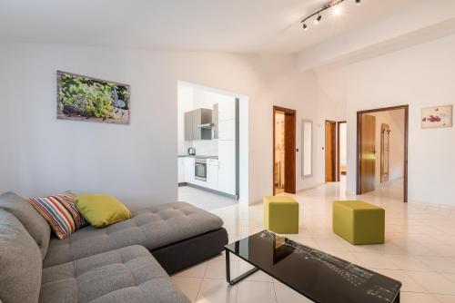 Apartamento Pansion Dujmovi? 2