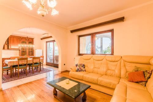Apartamento Pansion Dujmovi? 2