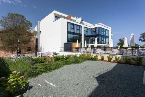Waterfront Apartments Pia - Marija