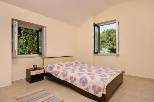 Apartments By The Sea Malinska (krk) - 5463