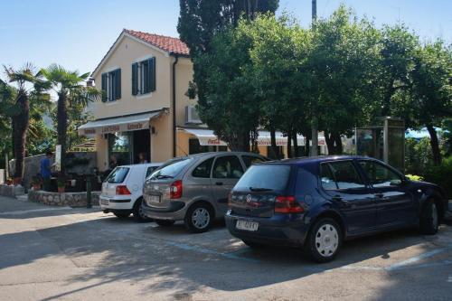 Apartments By The Sea Malinska (krk) - 5463