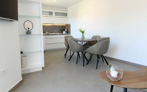 Hostal Apartments Mary