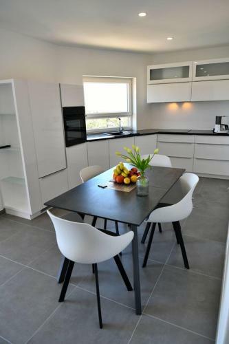 Hostal Apartments Mary