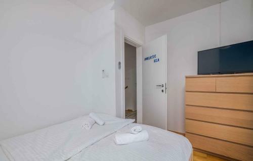 Holiday Home In Malinska - Insel Krk 42211