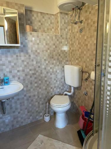 Hostal Apartments Pape