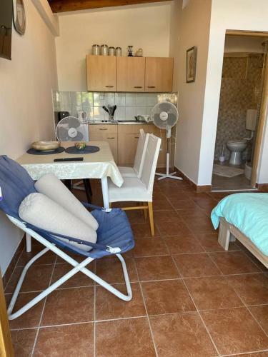 Hostal Apartments Pape