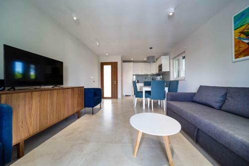 Holiday Home In Malinska - Insel Krk 42219
