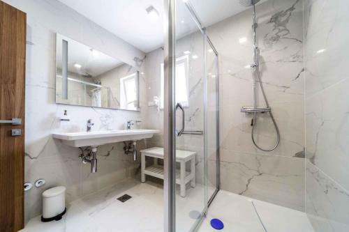 Holiday Home In Malinska - Insel Krk 42219