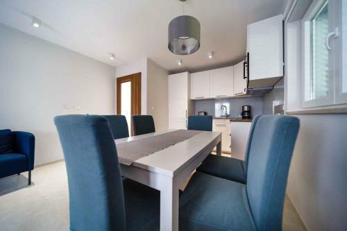 Holiday Home In Malinska - Insel Krk 42219