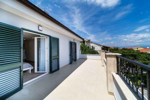 Holiday Home In Malinska - Insel Krk 42219