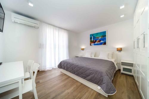 Holiday Home In Malinska - Insel Krk 42219