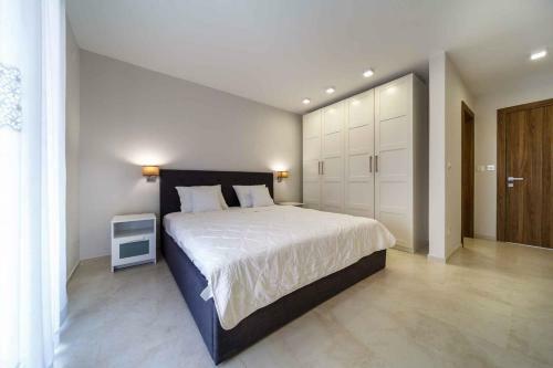 Holiday Home In Malinska - Insel Krk 42219