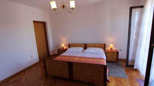 Hostal Apartments Tonica