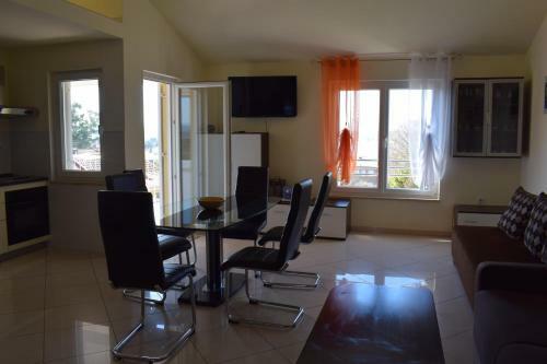 Apartment Vista Mare With Sea View