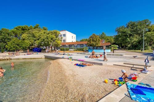 Apartments By The Sea Malinska, Krk - 19264