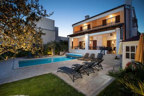 Villa Suprema Pomer