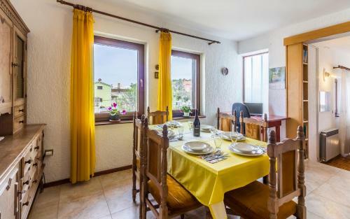 Three-bedroom Apartment Meden